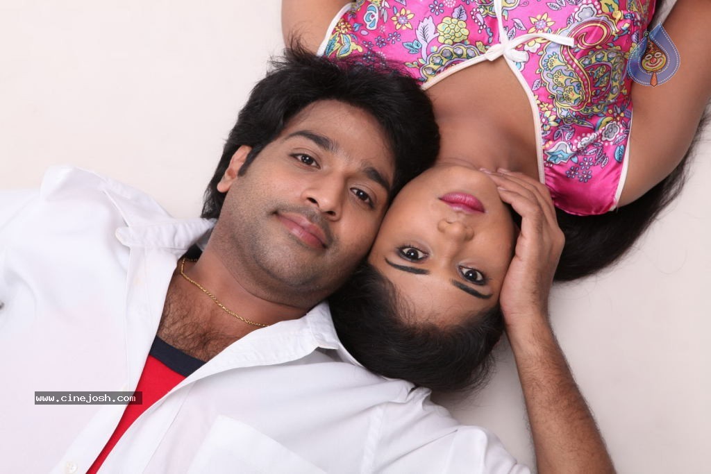 Enjoy Movie Stills and Wallpapers - 54 / 56 photos