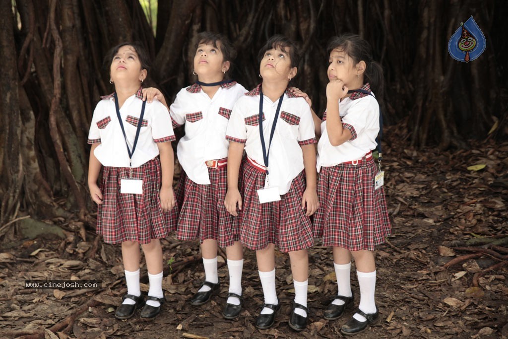 Enna Satham Intha Neram Tamil Movie Stills - 51 / 101 photos