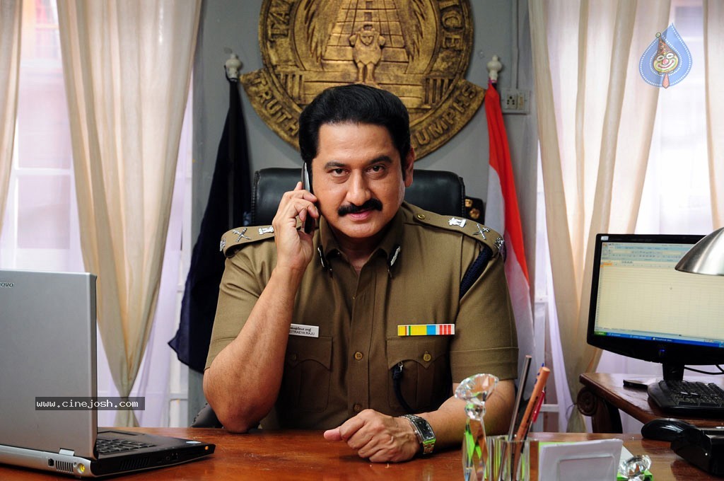 Ethiri En 3 Tamil Movie Hot Stills - 25 / 41 photos