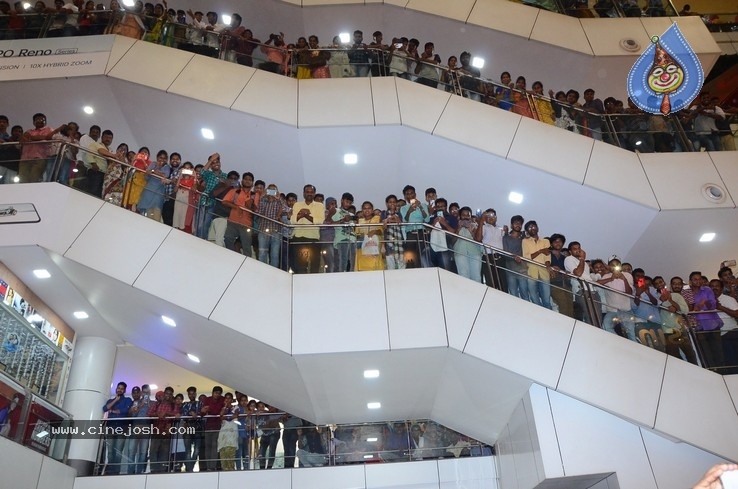 Evaru Team at Vizag CMR  - 17 / 17 photos