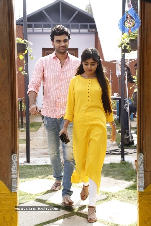 Evvariki Cheppoddu Movie Stills - 2 / 4 photos