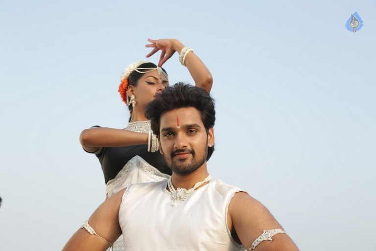 Fashion Designer Movie Latest Photos - 17 / 27 photos