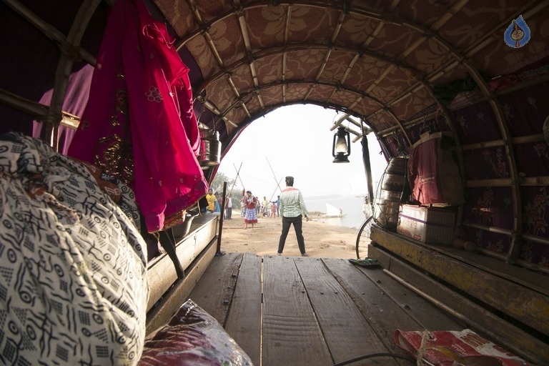 Fashion Designer Son of Ladies Tailor Movie Photos - 22 / 29 photos