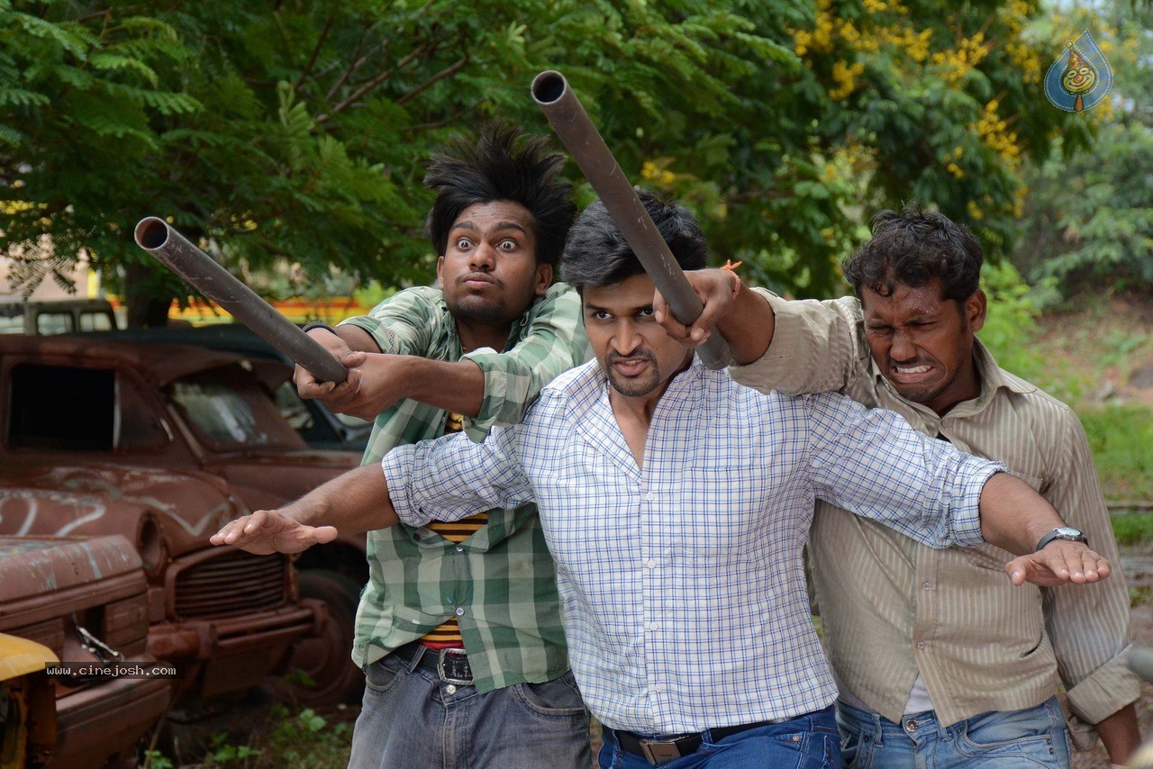 Father Movie Stills and Posters - 11 / 43 photos