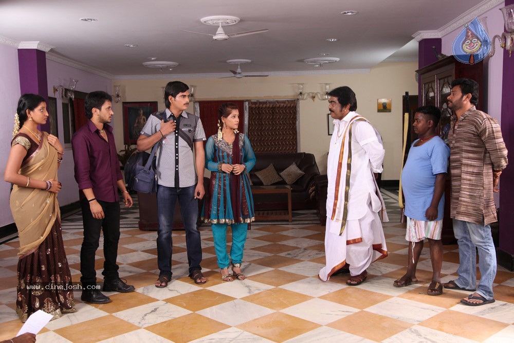 Full Gaurantee Movie Stills - 41 / 116 photos