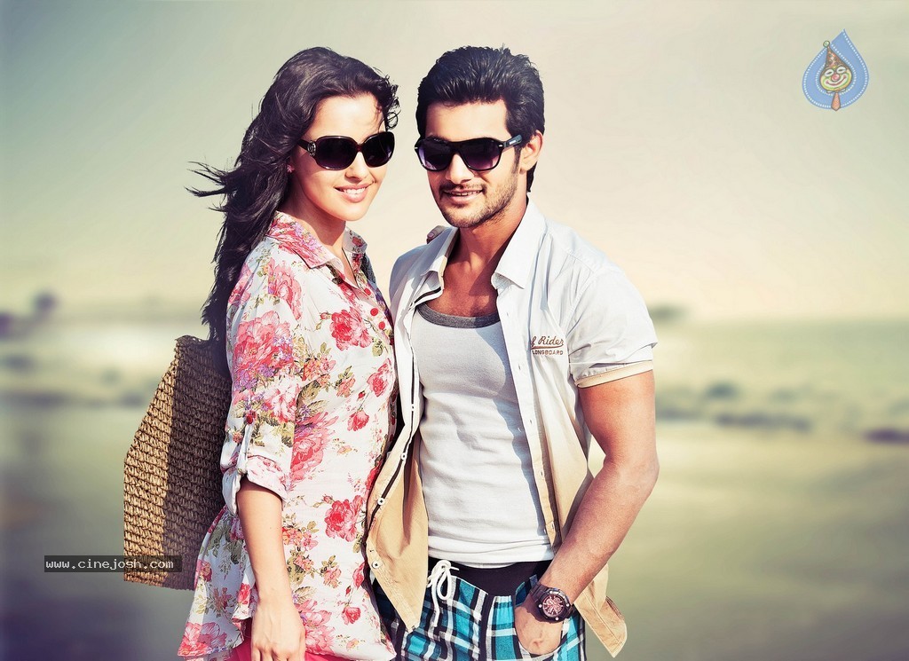 Gaalipatam Movie Stills n Walls - 11 / 24 photos