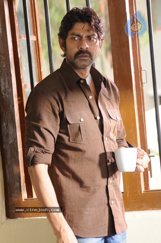 Gaayam 2 Movie Latest Gallery - 63 / 73 photos