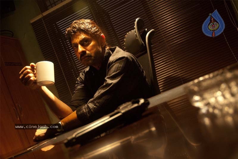 Gaayam 2 Movie Latest Photos - 25 / 29 photos