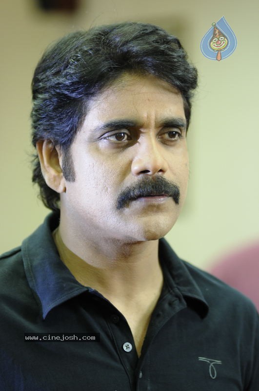 Gaganam Movie New Wallpapers  - 19 / 19 photos