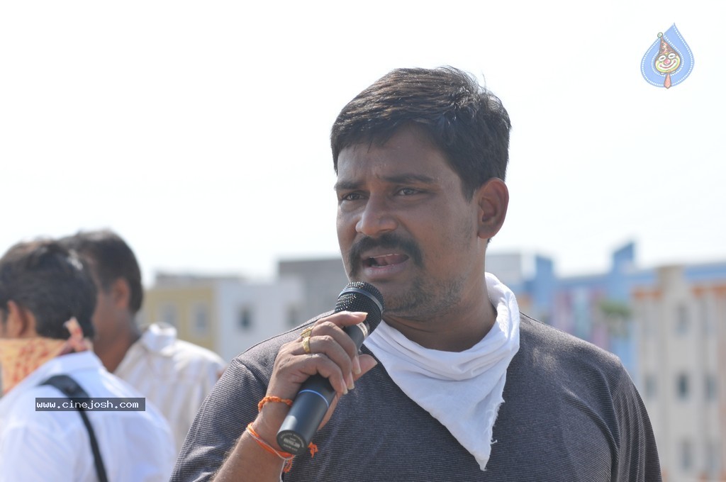 Gallo Telinattunde Movie New Pics - 2 / 34 photos