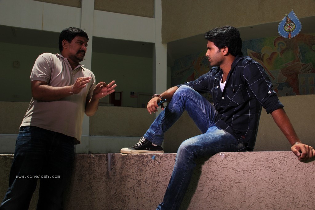 Gallo Telinattunde Movie New Pics - 6 / 34 photos