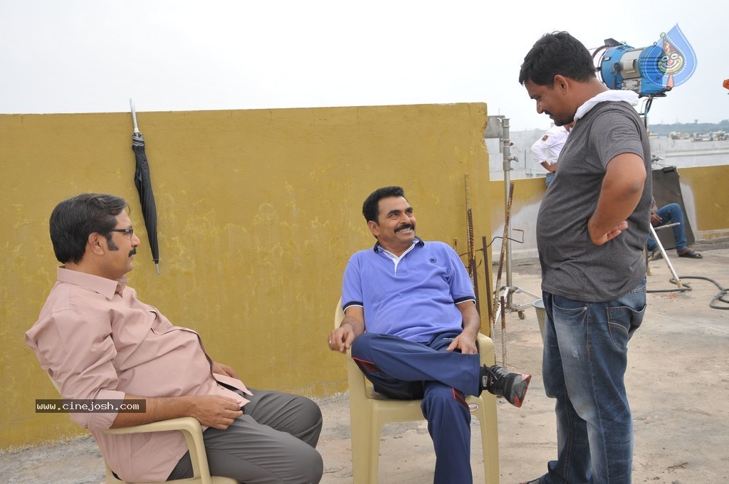 Gallo Telinattunde Movie New Pics - 25 / 34 photos