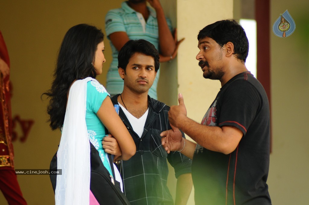 Gallo Telinattunde Movie New Pics - 30 / 34 photos