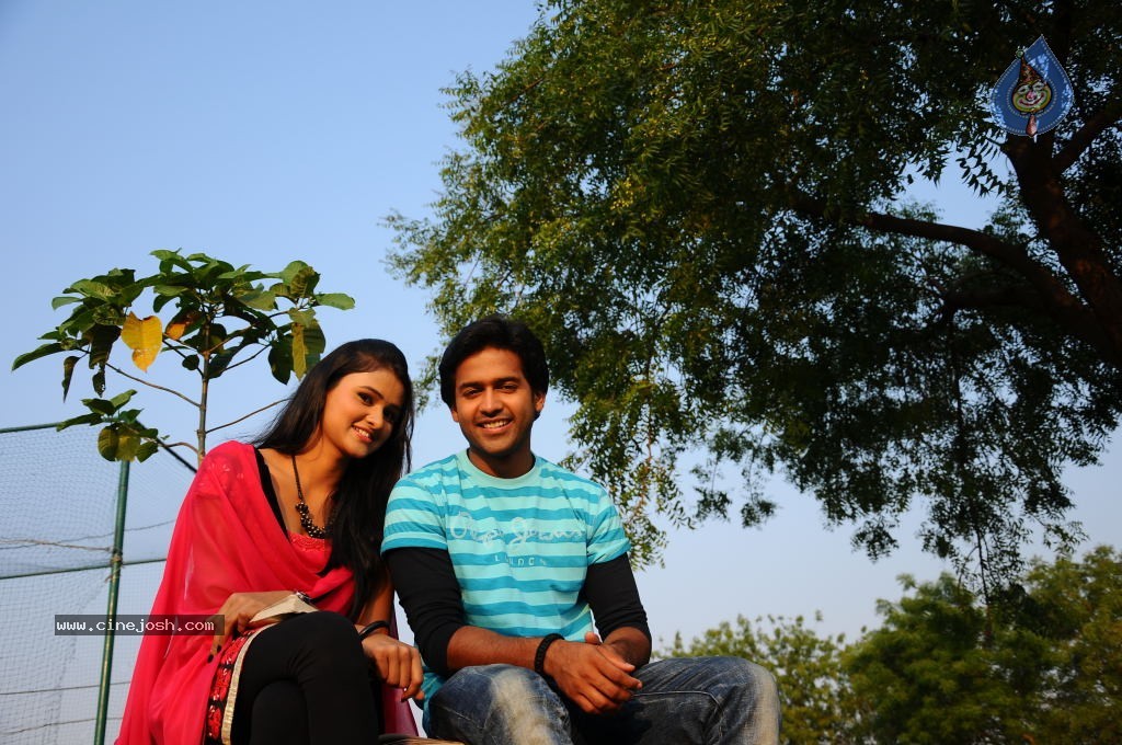 Gallo Telinattunde Movie Stills n Walls - 48 / 64 photos