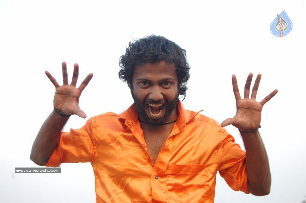 Ganja Koottam Tamil Movie Stills - 28 / 46 photos