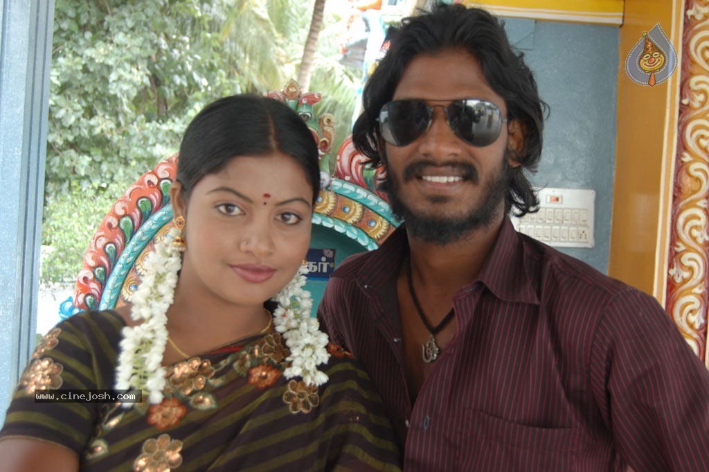 Ganja Koottam Tamil Movie Stills - 37 / 46 photos