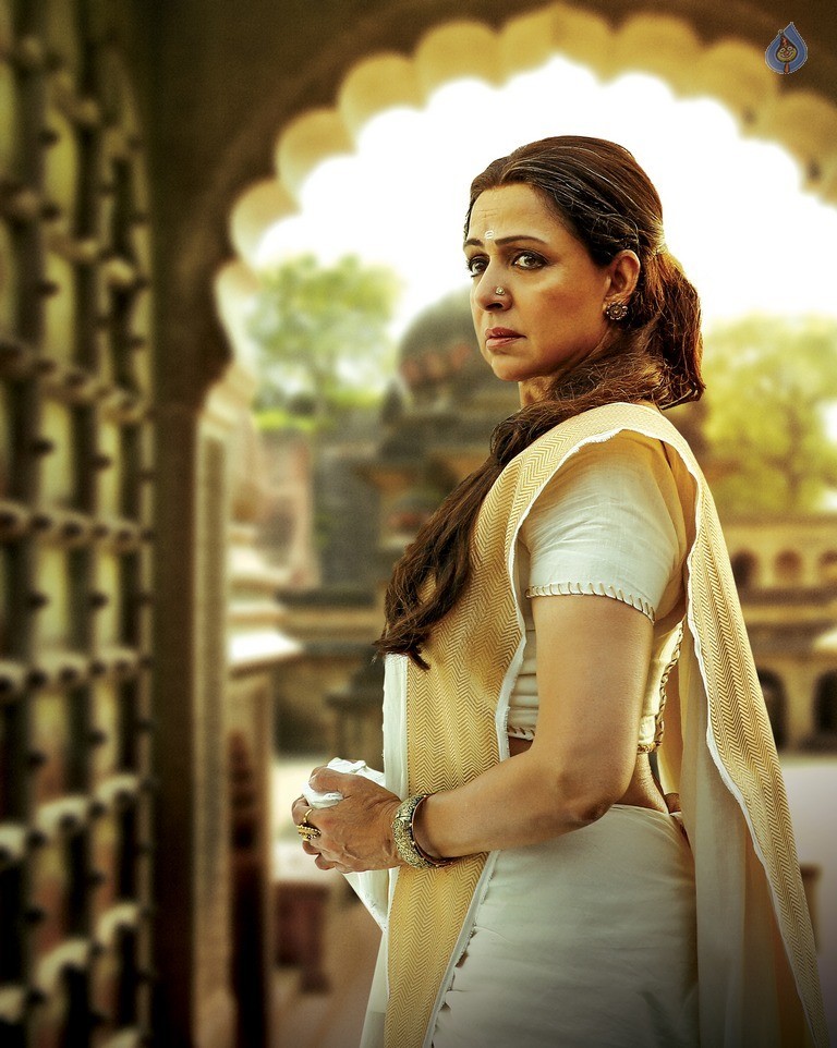 Gautamiputra Satakarni Movie New Photos - 6 / 16 photos