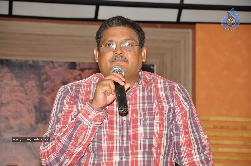 Gavvalata Movie Hot Stills - 20 / 63 photos