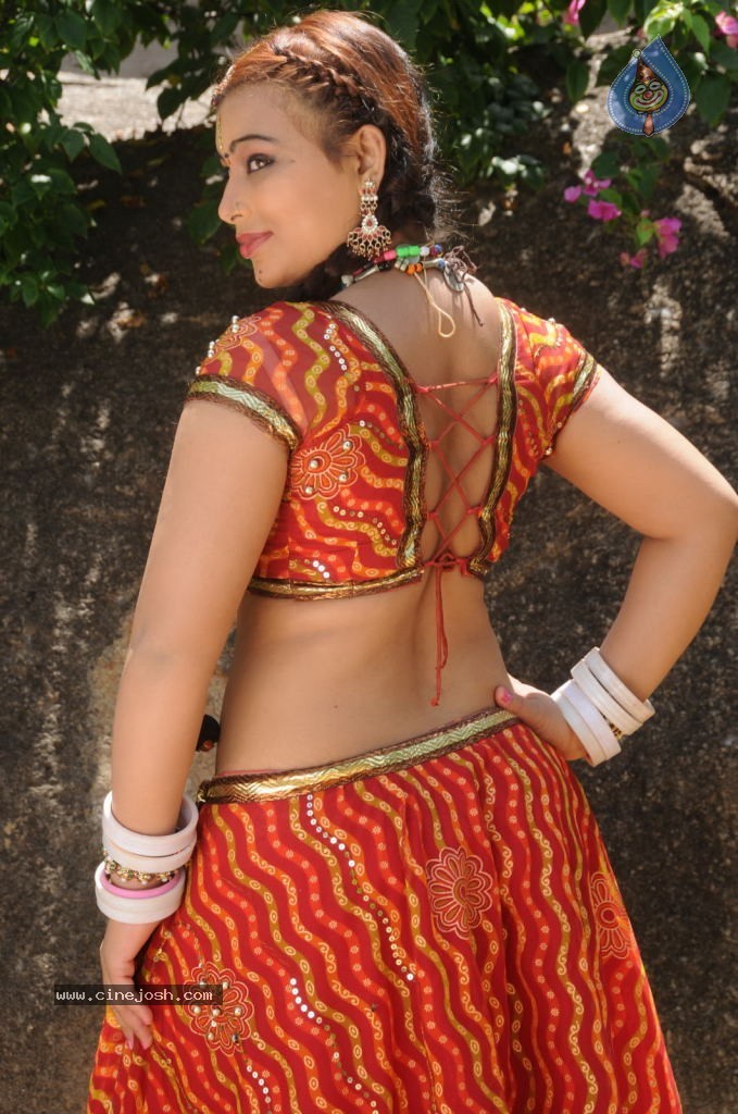 Gavvalata Movie Hot Stills - 45 / 63 photos