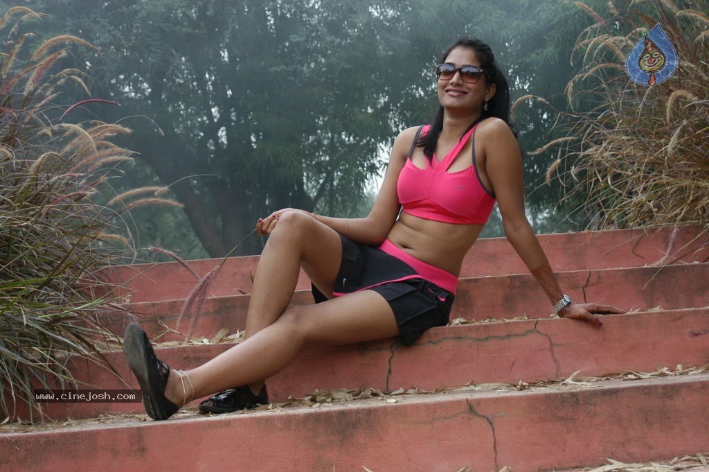 Gavvalata Movie Hot Stills - 46 / 63 photos