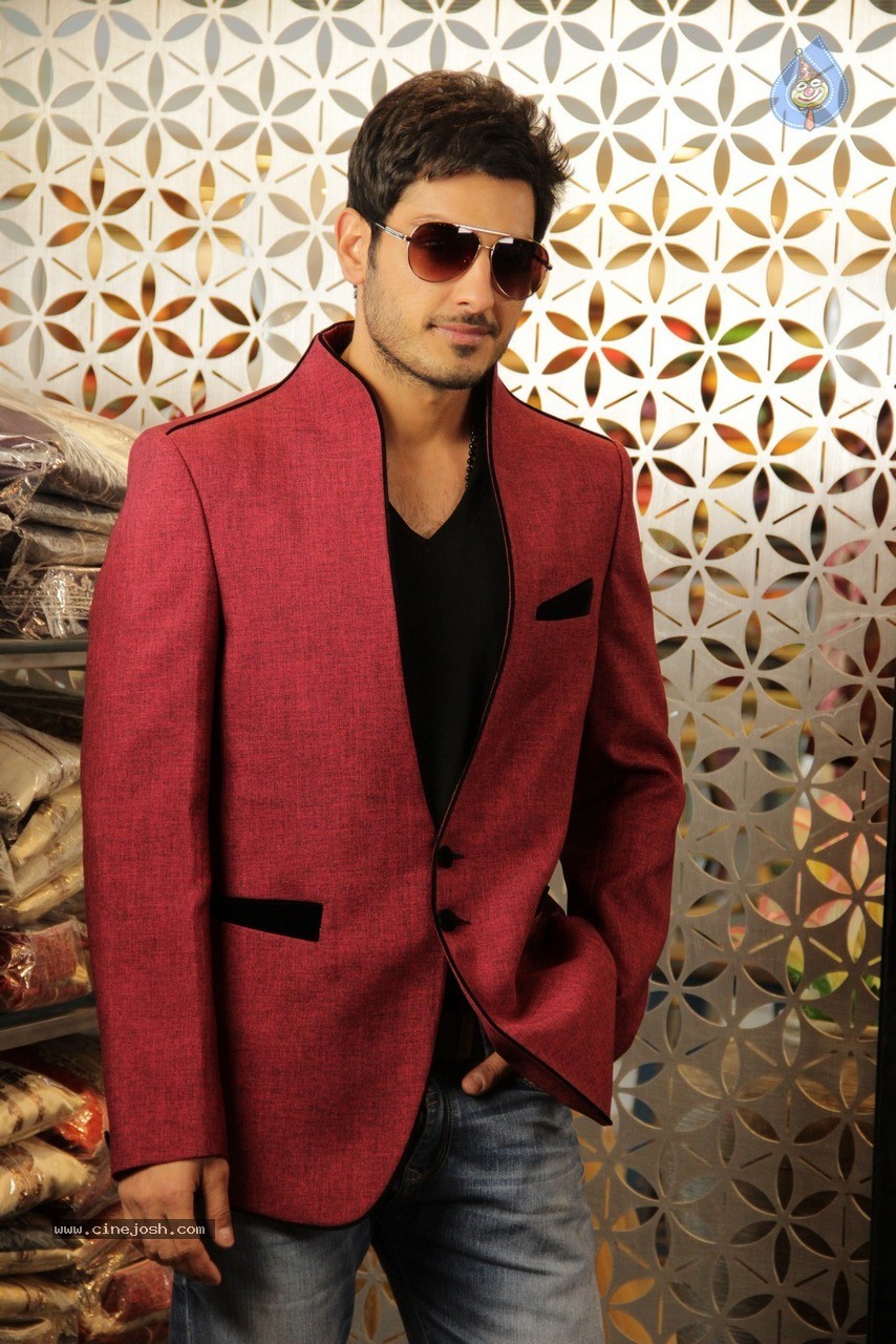 Gayakudu Movie New Gallery - 8 / 24 photos