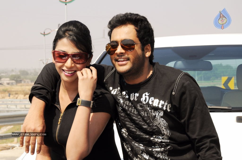 Gola Gola Movie Stills - 35 / 40 photos