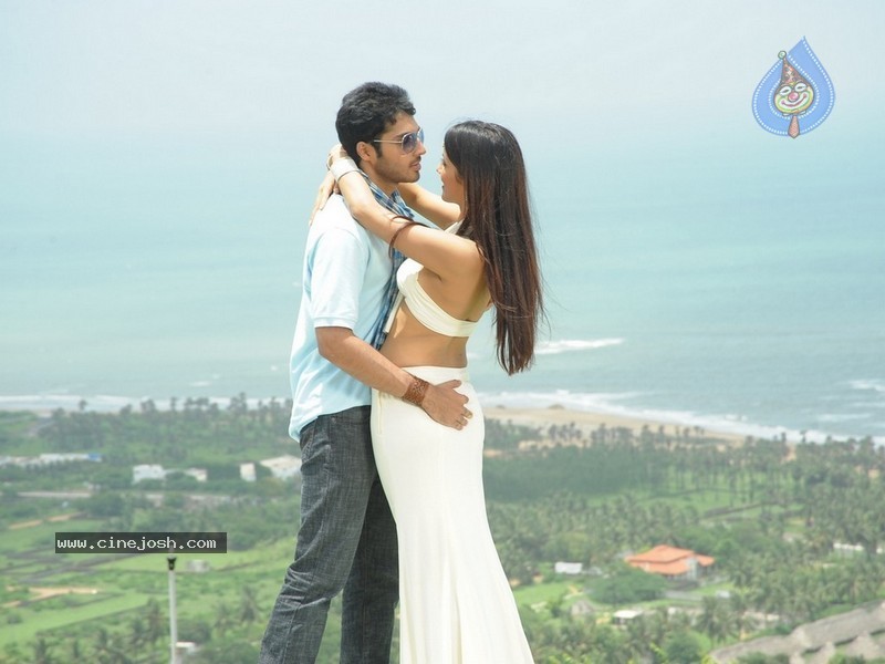 Graduate Movie New Stills - 18 / 56 photos