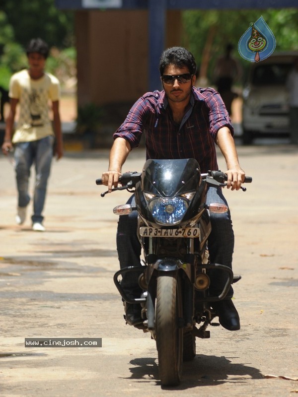 Graduate Movie New Stills - 36 / 56 photos