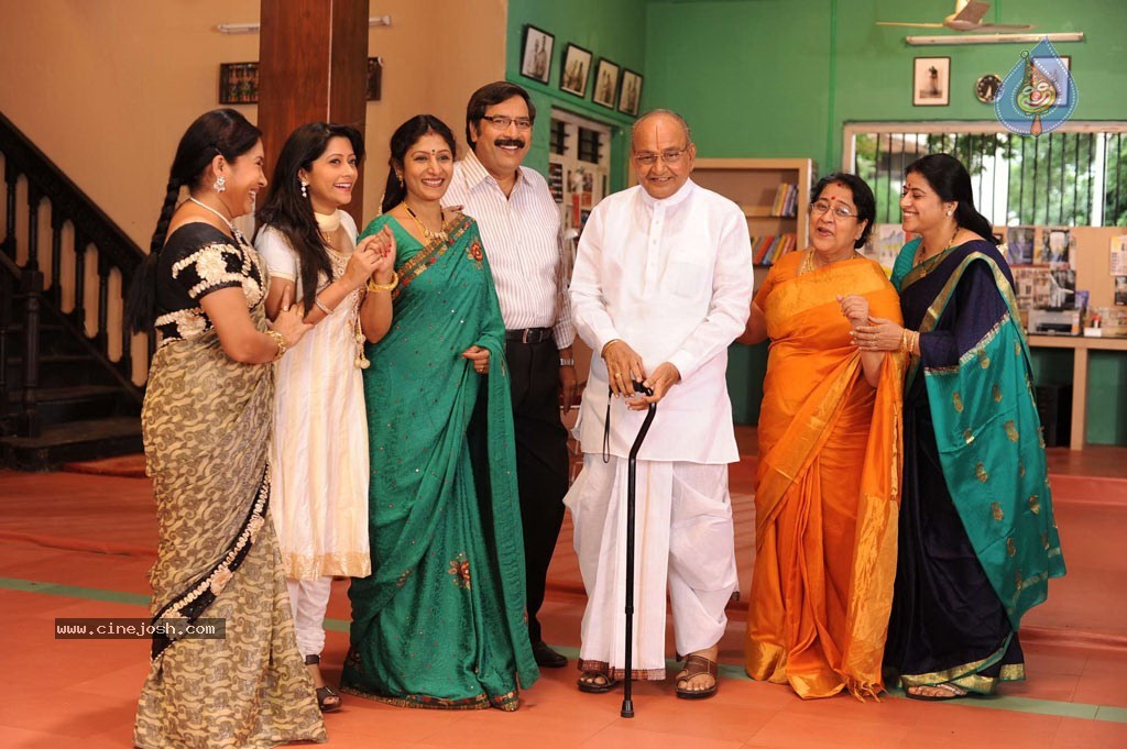 Greeku Veerudu Movie New Stills - 35 / 59 photos