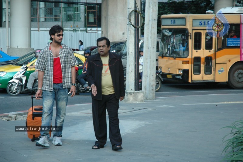 Gudu Gudu Gunjam Movie Stills - 2 / 60 photos