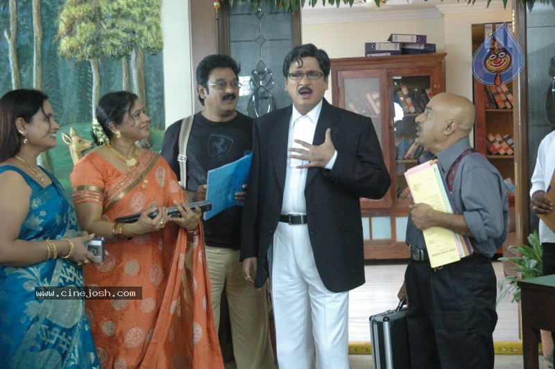 Gudu Gudu Gunjam Movie Stills - 24 / 60 photos