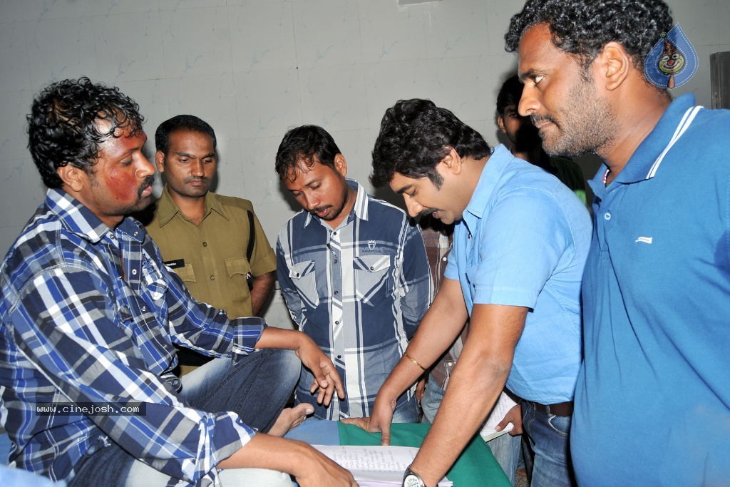 Gulabi Movie Stills n Wallpapers - 16 / 60 photos