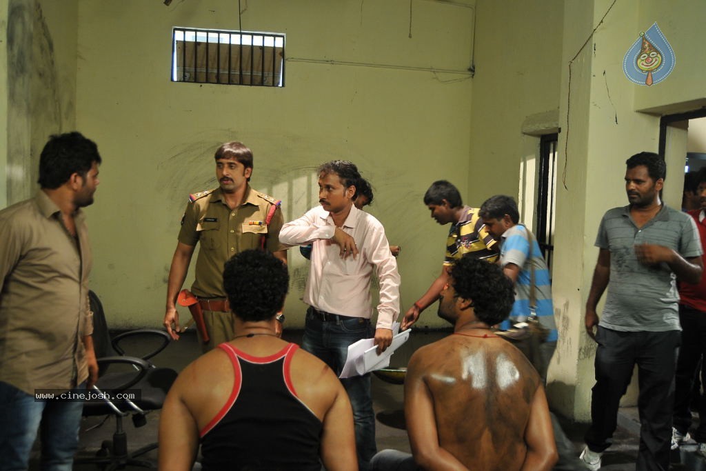 Gulabi Movie Stills n Wallpapers - 44 / 60 photos