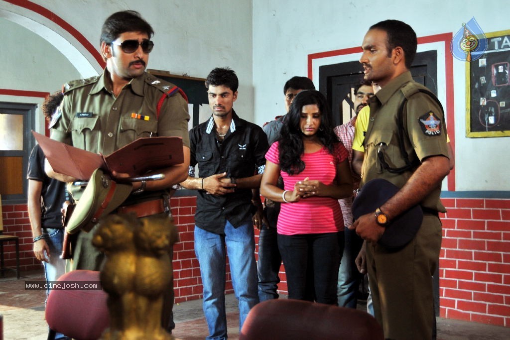 Gulabi Movie Stills n Wallpapers - 45 / 60 photos