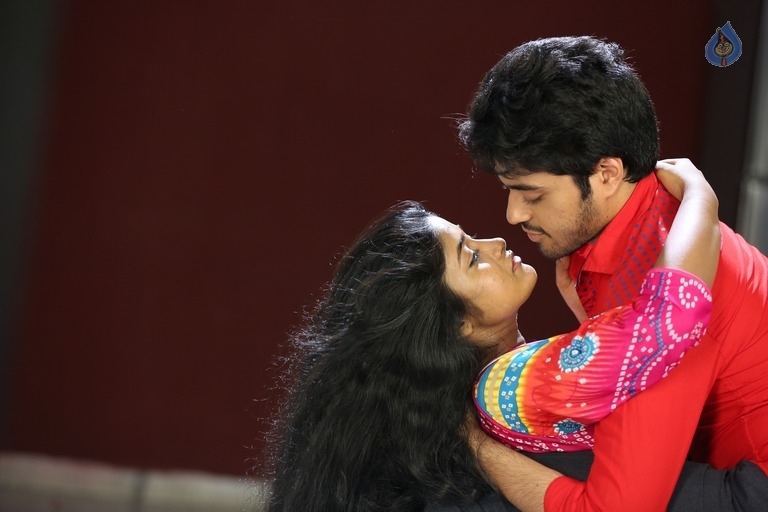 Gulf Movie Poster and Stills - 14 / 15 photos