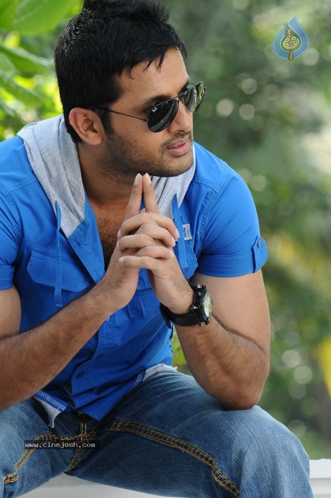 Gunde Jaari Gallanthayyinde Stills n Walls - 9 / 74 photos