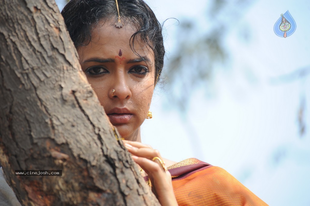 Gundello Godari Movie Latest Stills - 47 / 101 photos