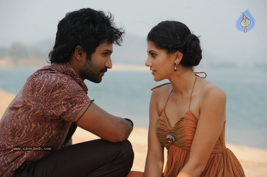 Gundello Godari Movie New Stills - 35 / 42 photos
