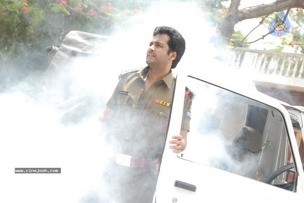 Gurudu Movie Stills - 10 / 31 photos