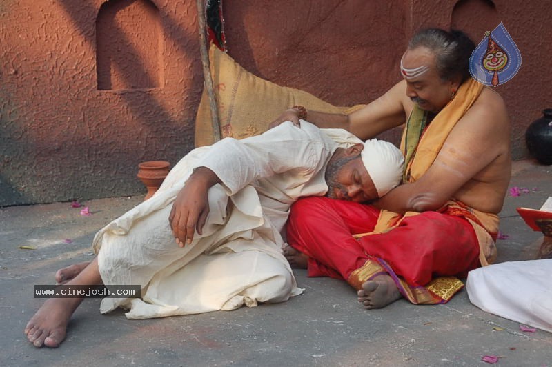 Guruvaaram Movie Stills - 23 / 41 photos