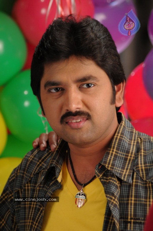 Hasini Movie Stills  - 35 / 43 photos