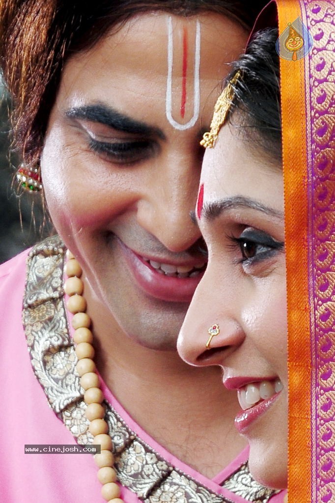 Hanuman Chalisa Movie Stills - 33 / 53 photos