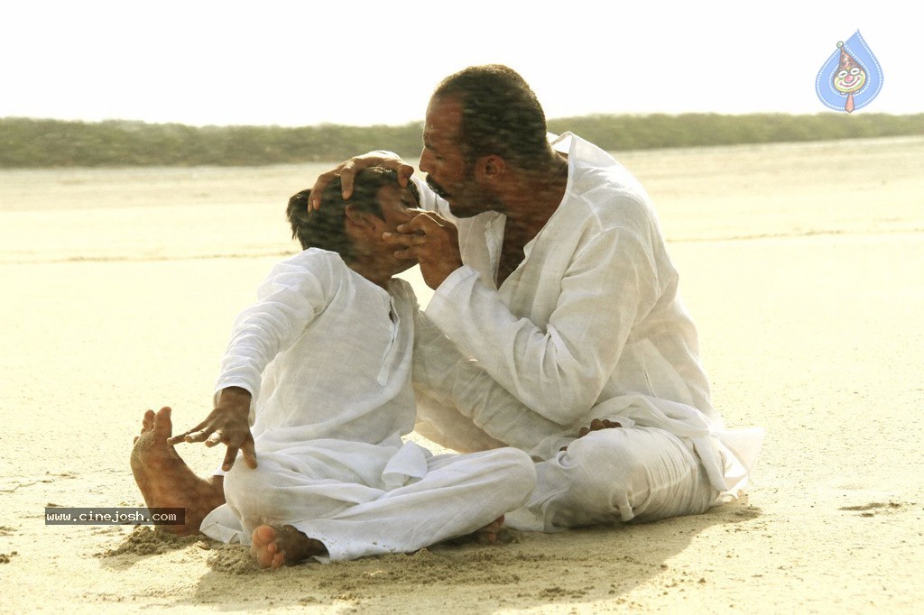 Haridas Tamil Movie Stills - 45 / 47 photos