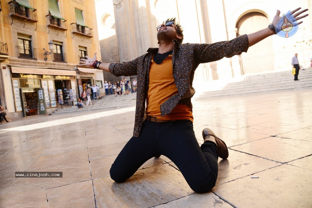 Heart Attack Movie Stills - 2 / 55 photos