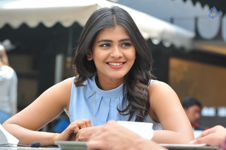 Hebah Patel Stills In Andhhagadu Movie - 1 / 5 photos