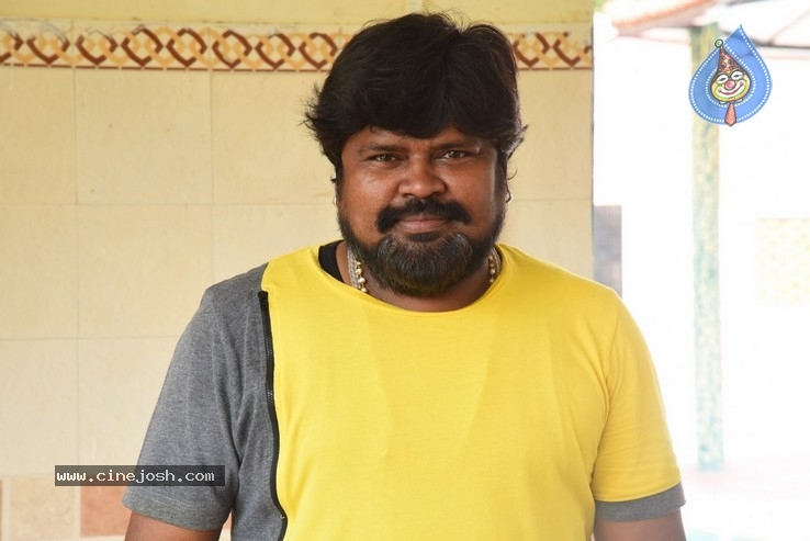 Hi 5 Movie Shooting  Pics - 9 / 21 photos