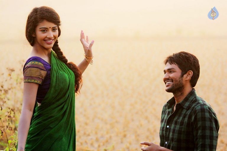 Hora Hori Photos and Posters - 16 / 27 photos