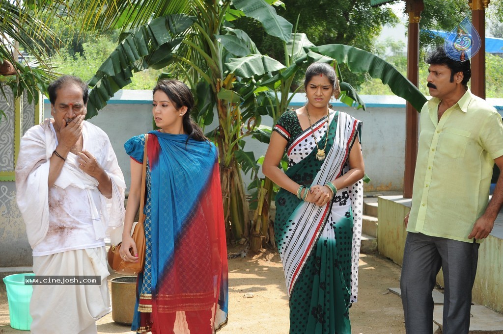 Hostel Days Movie Hot Stills - 46 / 92 photos