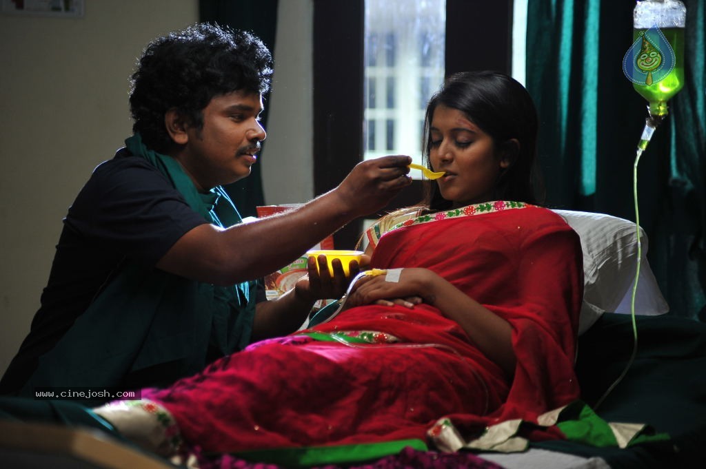 Hrudaya Kaleyam Movie Pics - 2 / 10 photos