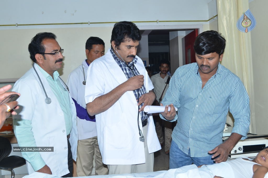 Hyderabad Love Story Working stills - 16 / 48 photos